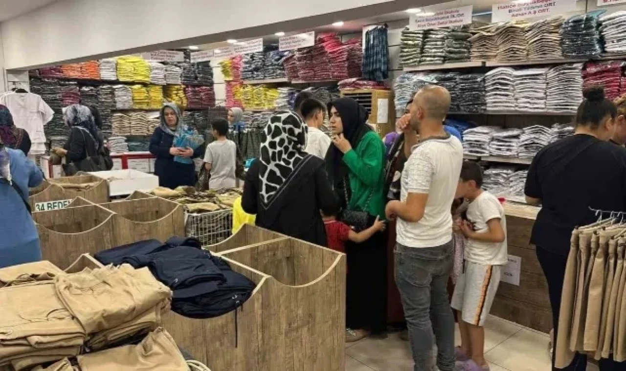 Merzifon’da Velileri Alış Veriş Telaşı Sardı
