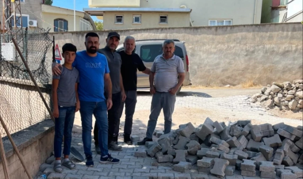 Muşruf’ta yollar parke taşı ile kaplanıyor