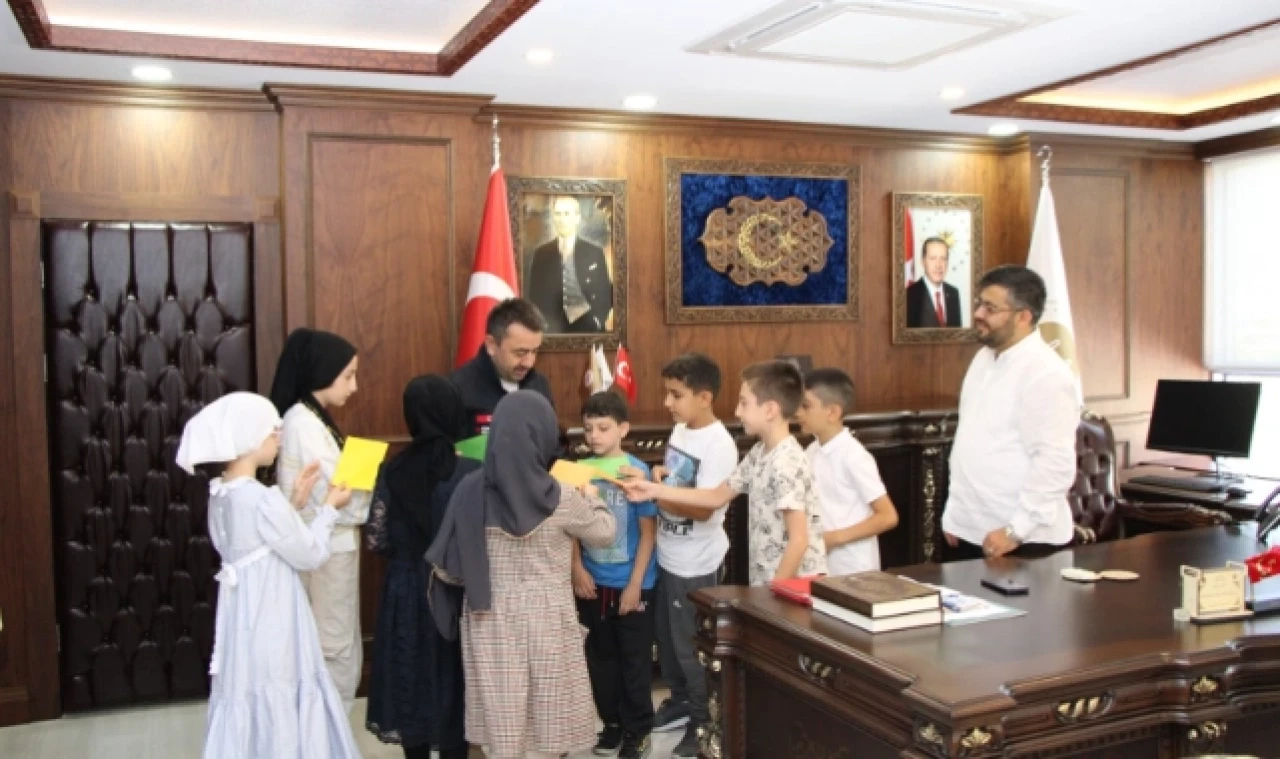 Öğrencilerden Gazze’deki Çocuklara Mektup