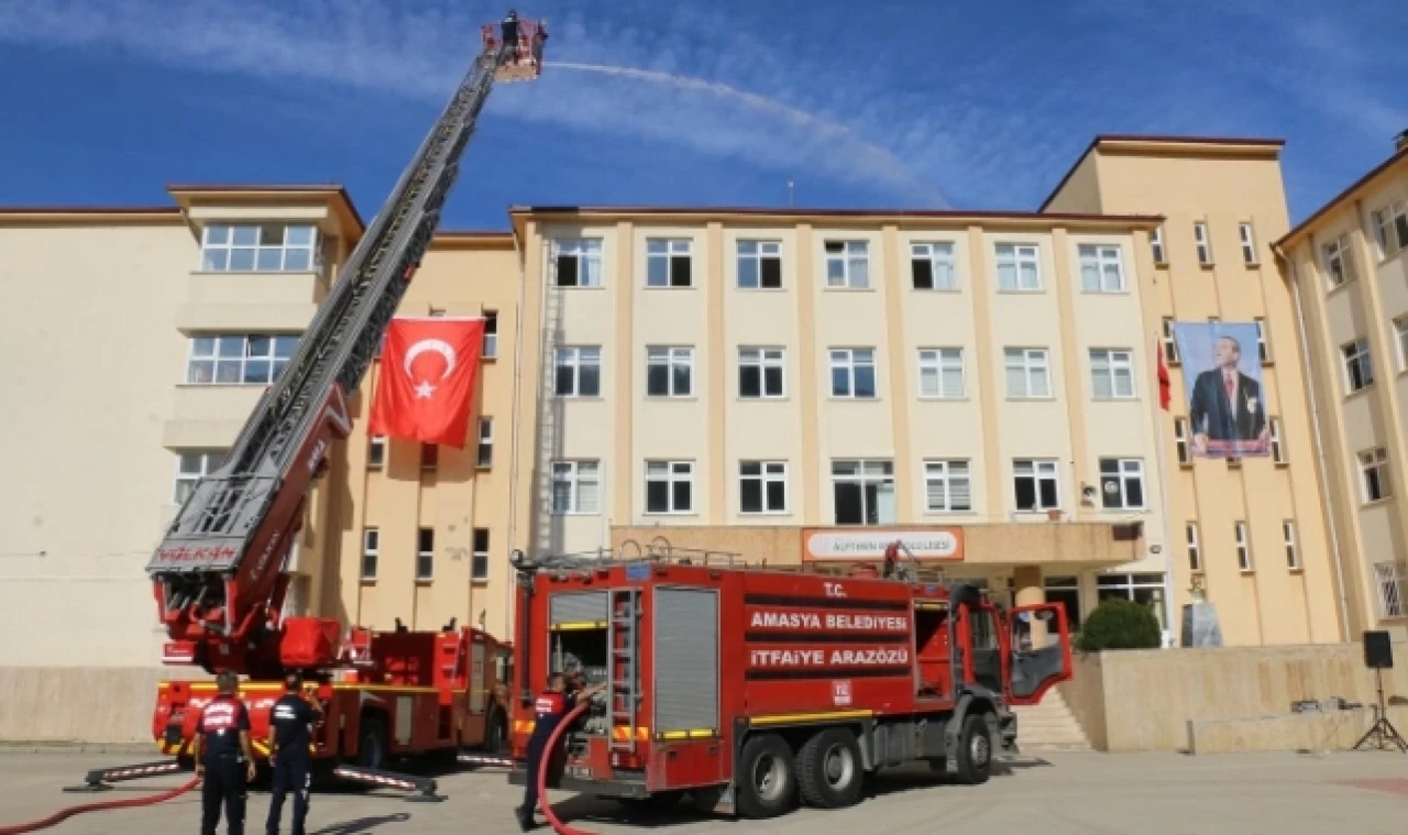 Amasya'daki tatbikat gerçeği aratmadı