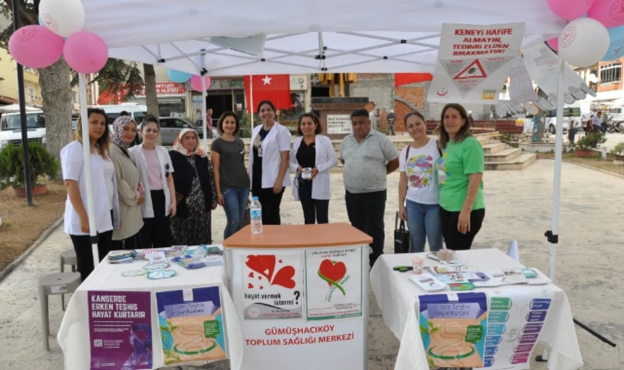 Gümüşhacıköy'de bilgilendirme standı kuruldu