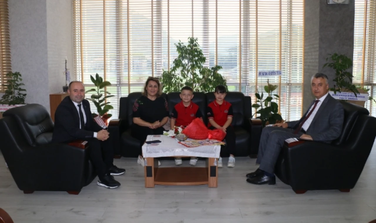 Katipoğlu, İlköğretim Haftası'nda öğrencileri ağırladı