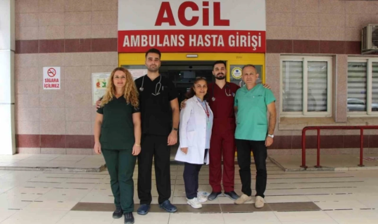 Yeni atanan doktorlar aileleriyle aynı hastanede görevde: Evde ‘oğlum’, hastanede ‘doktor bey’