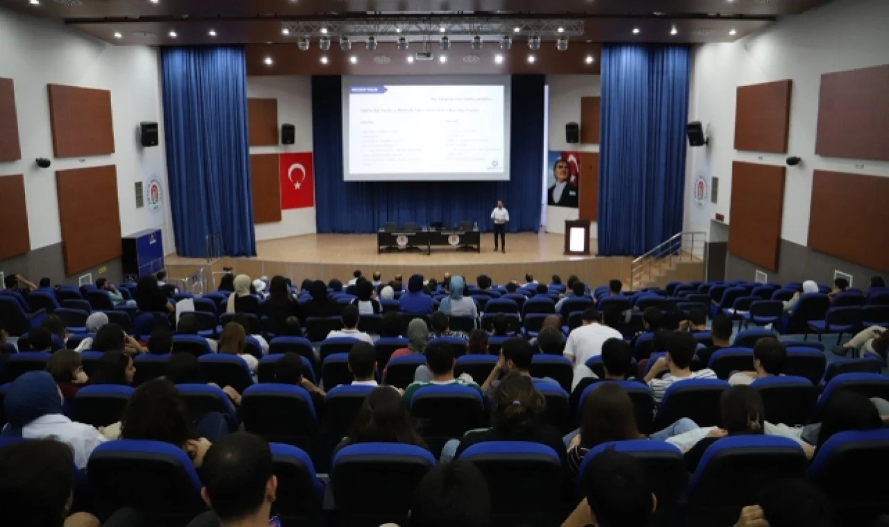 1. Kariyer Günleri Programı Düzenlendi