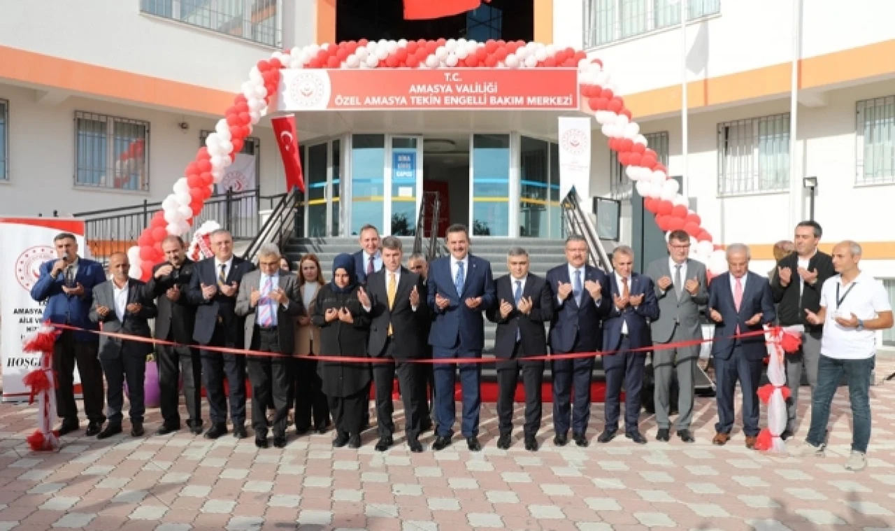 Merzifon'da Engelli Bakım Merkezi törenle açıldı