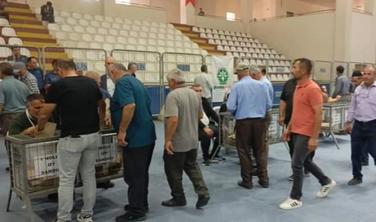 Saatçi ve ekibi güven tazeledi