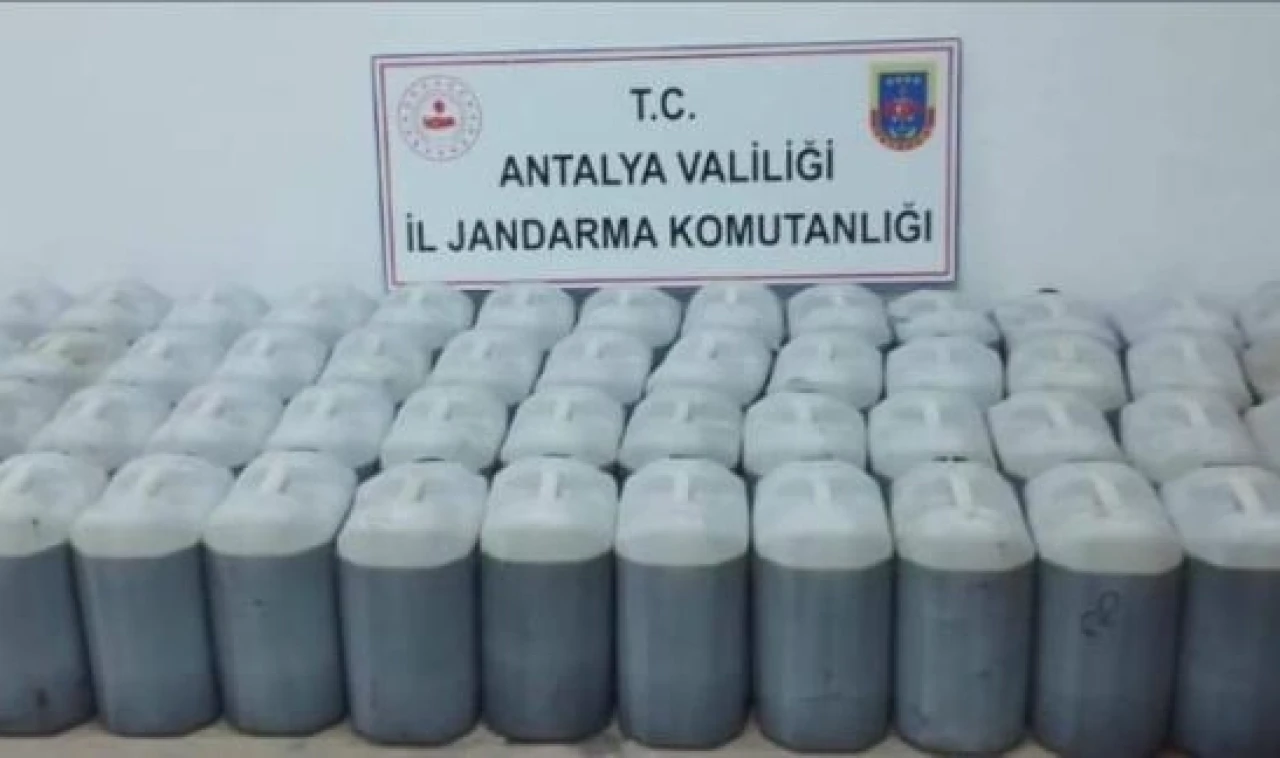 2 milyon 100 bin TL'lik sahte zeytinyağı yakalandı