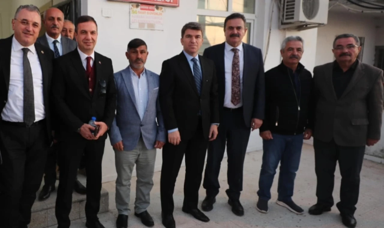 Bakan, Akören Köyü Muhtarlığı'nı ziyaret etti