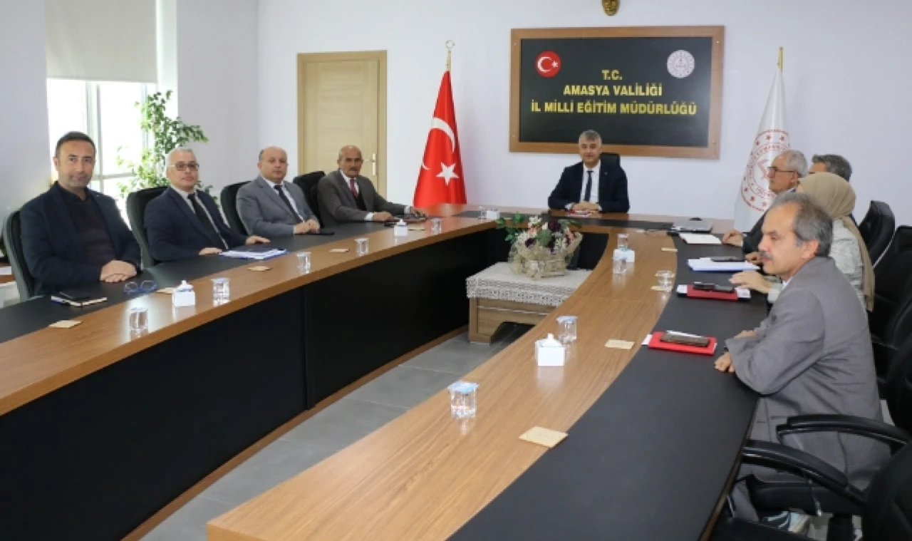 Katipoğlu başkanlığında birim amirleri toplantısı yapıldı