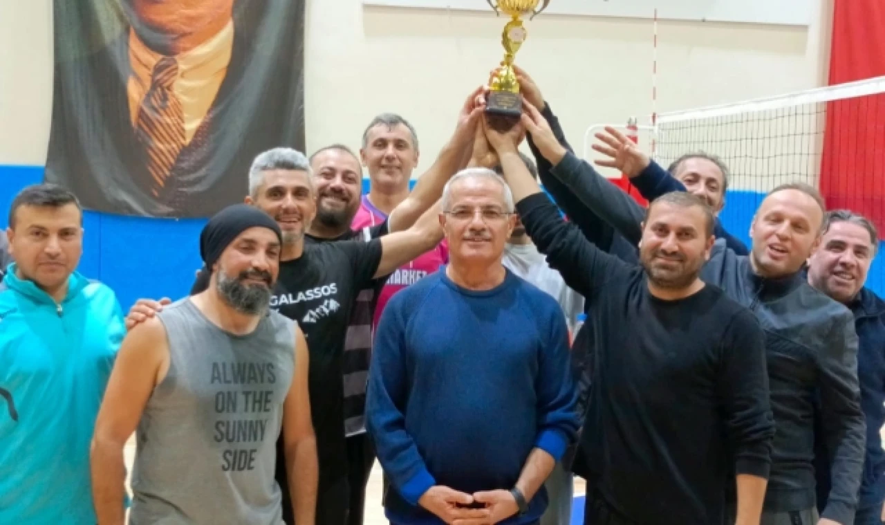 Öğretmenler Kozlarını Sporda Paylaştılar
