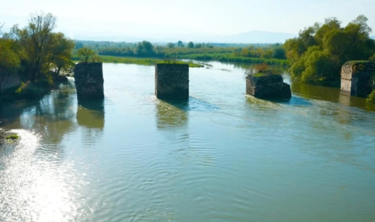 Tarihi köprü yeniden ayağa kalkacak