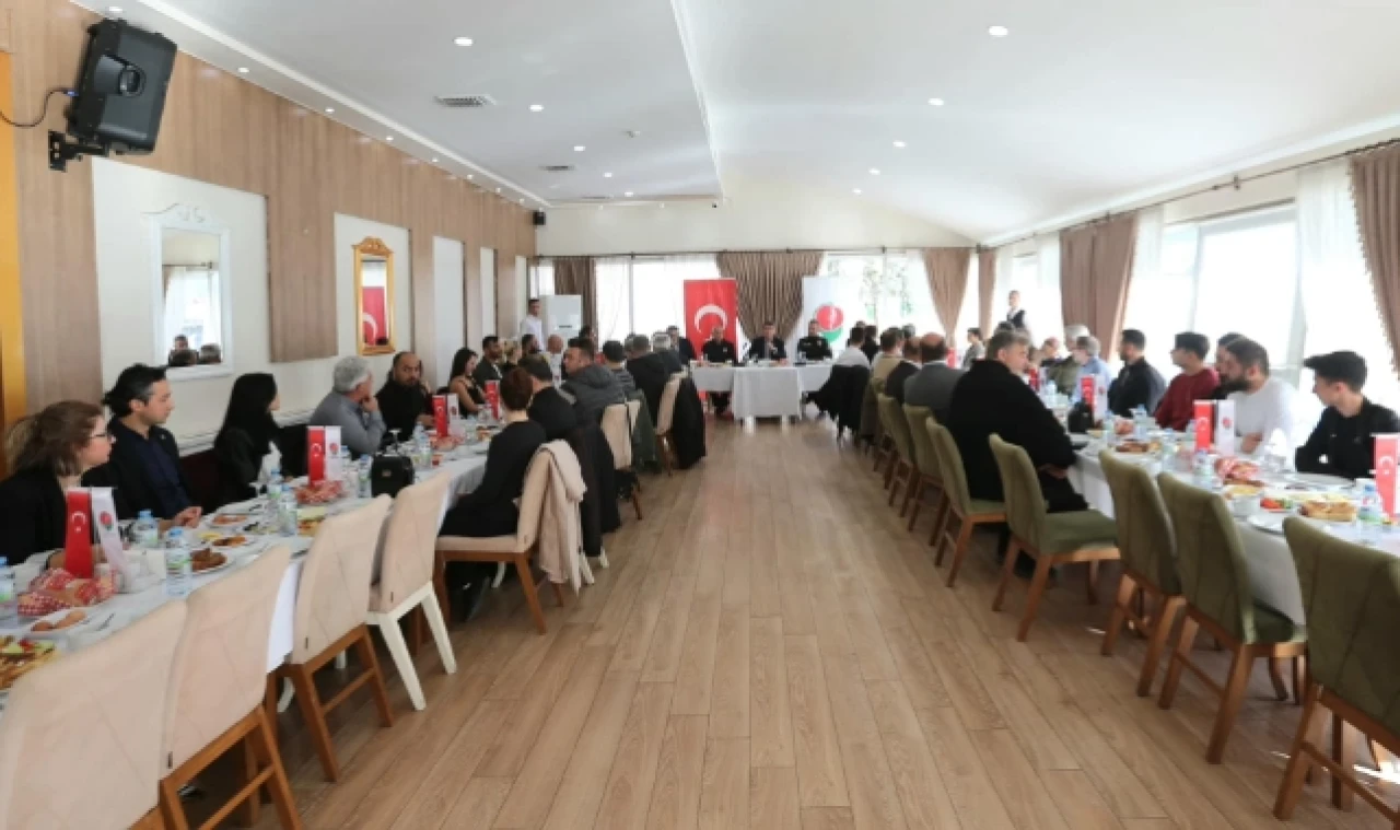 Vali Bakan Basınla Buluştu