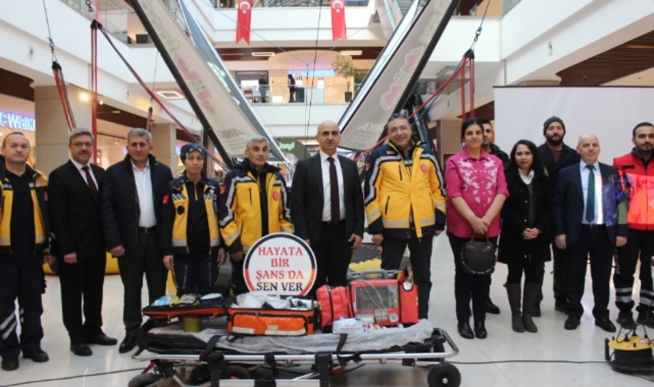 Amasya'da stant açıldı