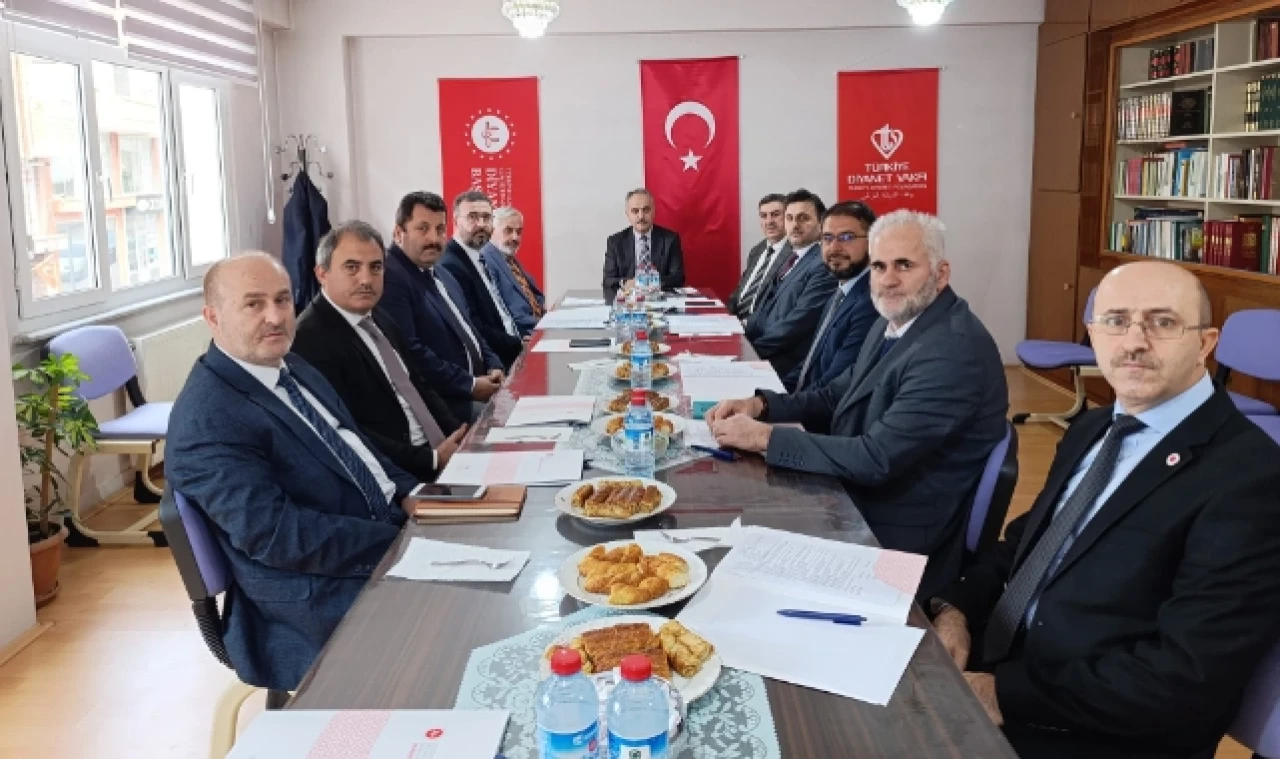 Aralık Ayı İlçe Müftüleri Toplantısı Merzifon'da Yapıldı