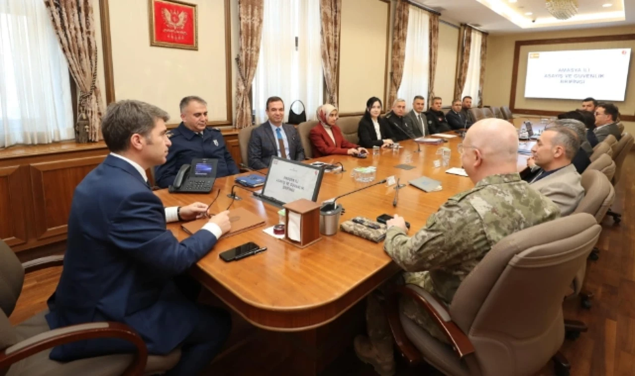 Bakan, İl Güvenlik ve Asayiş Toplantısı'na başkanlık etti