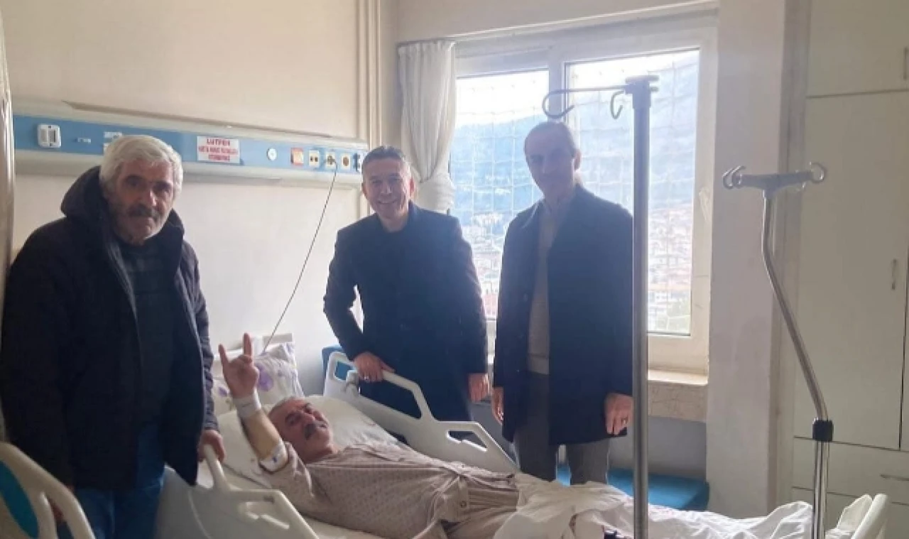 Başkan Akgül’den Ahmet Morkoç’a geçmiş olsun ziyareti