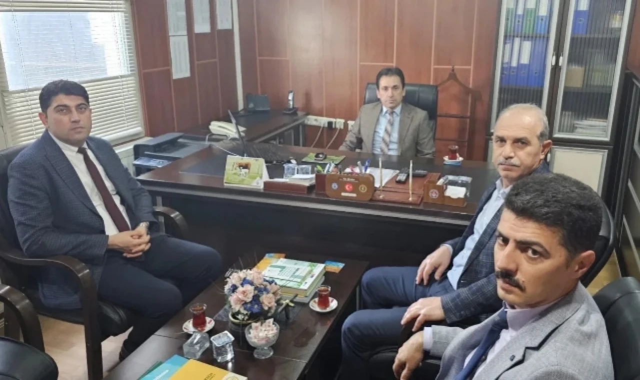 Müdür Çetin Eker'den bilgi aldı