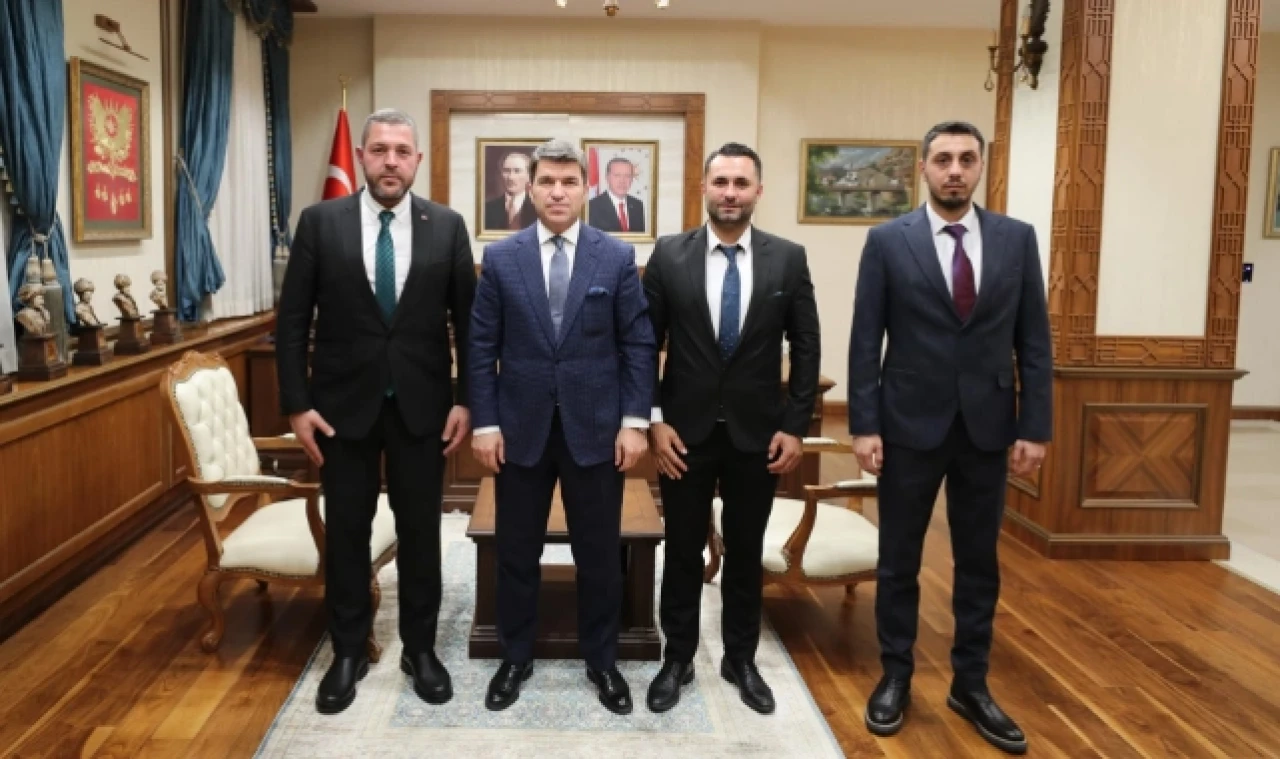Ersoy ve yönetiminden Bakan'a makamında ziyaret