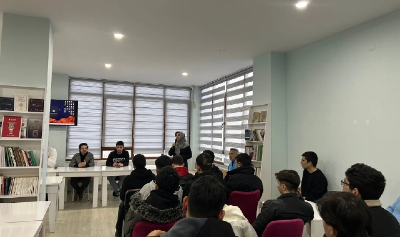 Gençlere Yönelik "Bir Konu Bir Konuk" Projesi Devam Ediyor