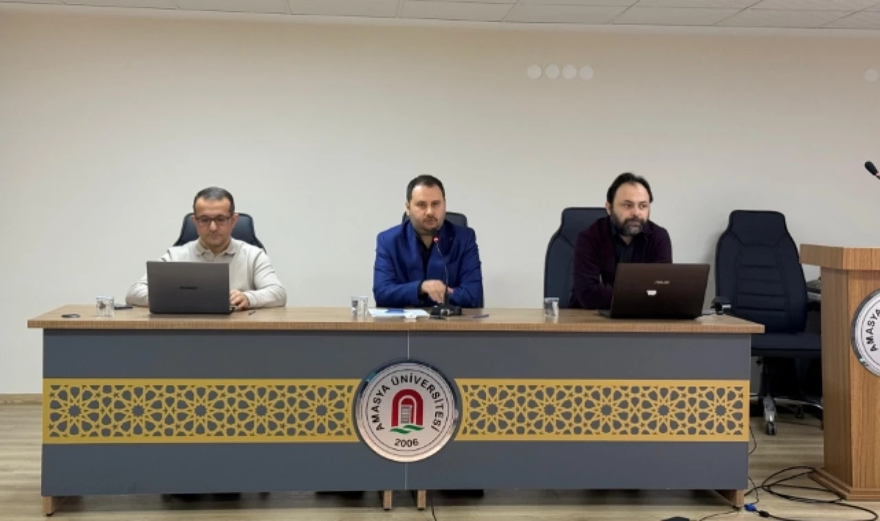 Güncel Tefsir Problemleri Paneli Düzenlendi