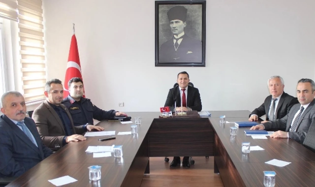 Köy Ziyaretleri Değerlendirme Toplantısı Yapıldı