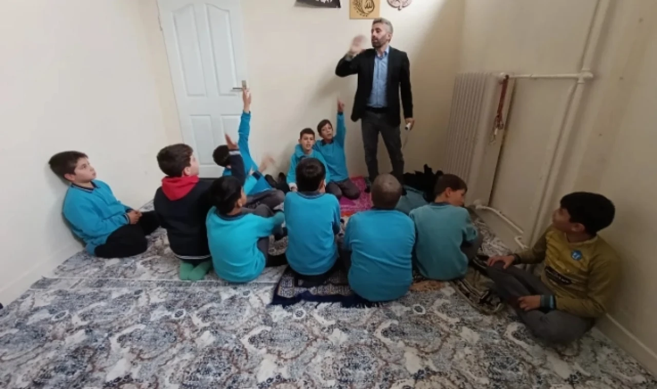 Merzifon'da Öğle Arası Namaz Molası Etkinliği