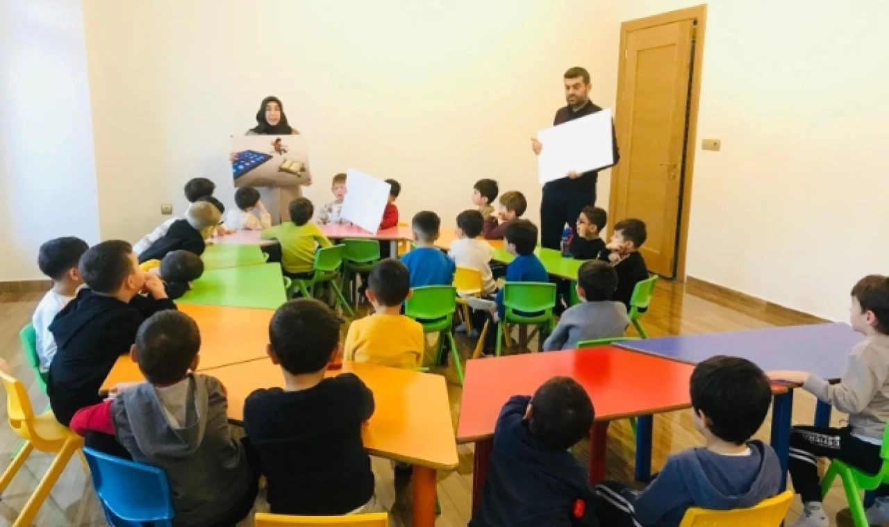 Minik Öğrencilere Eğitimler Devam Ediyor