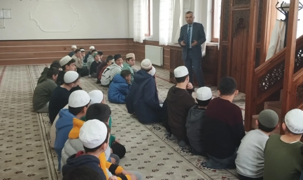 Öğrencilere "Çevre Bilinci ve İsraf" Anlatıldı