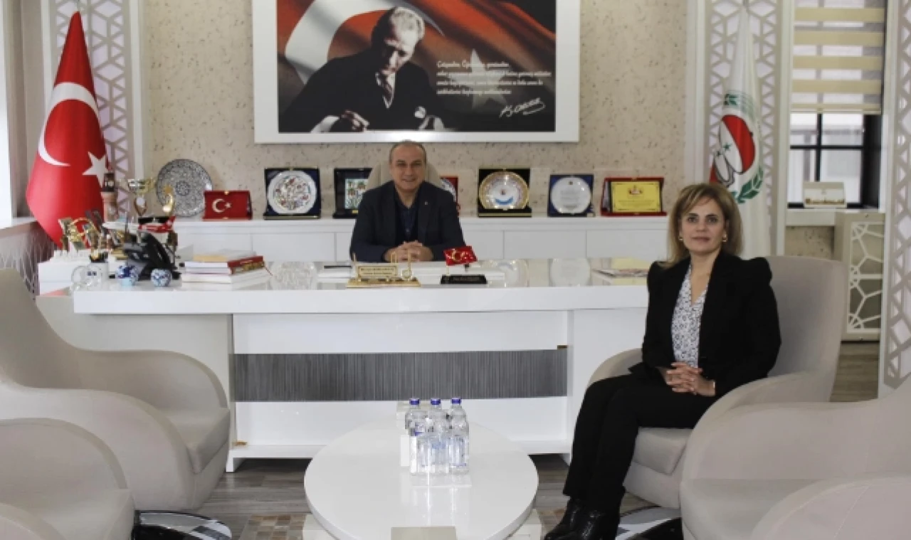 Şahinler'den Kırlangıç'a veda ziyareti