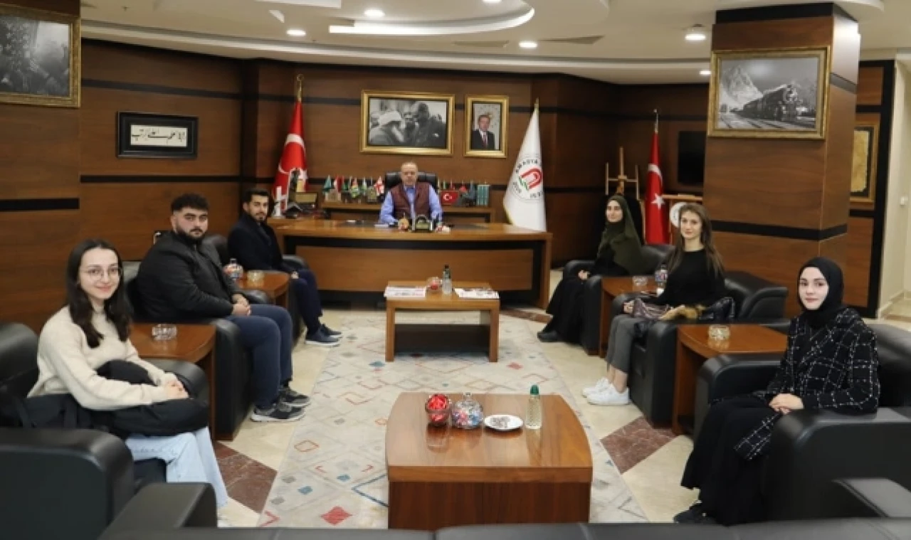 Şampiyon Okçulardan Turabi'ye Ziyaret