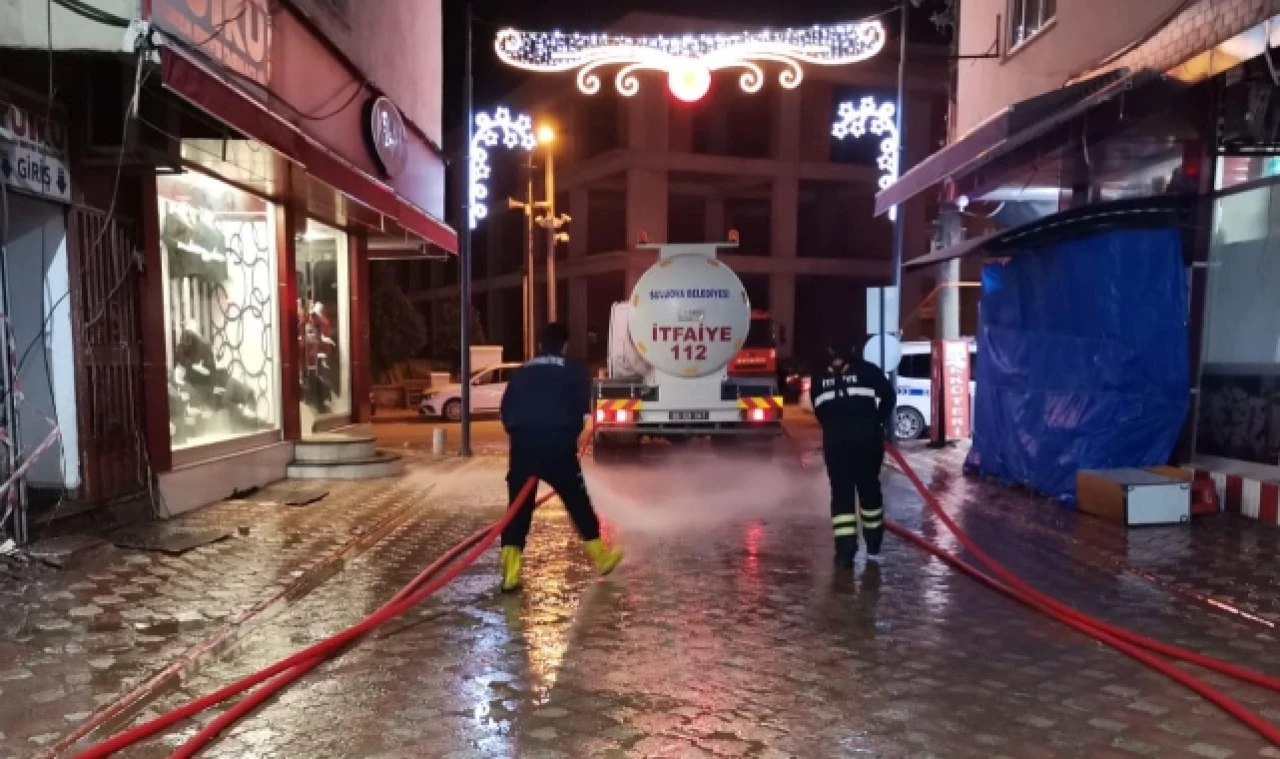 Suluova’ da yıkım sonrası temizlik