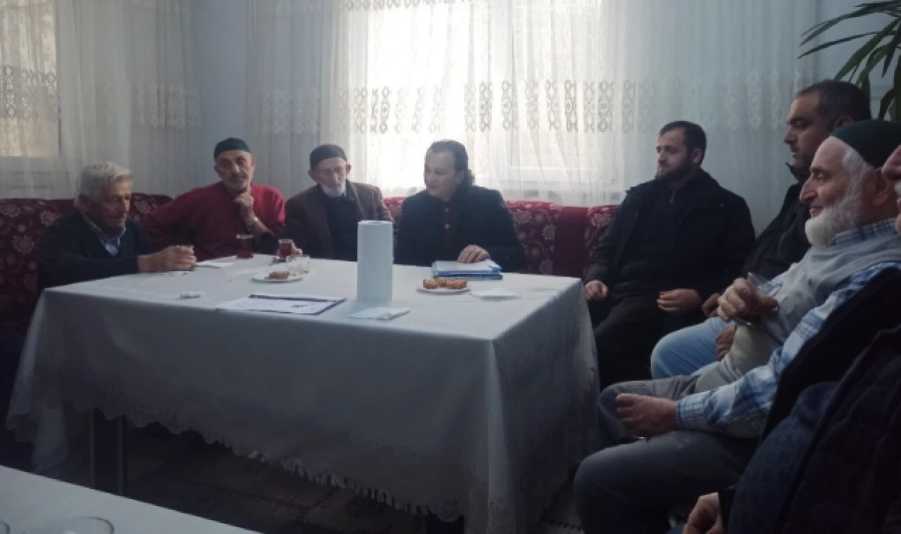 Taşova’da çiftçilerle toplantılar devam ediyor