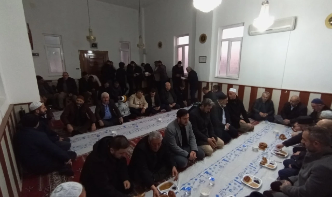 Uzunoba Köyü Camii'nde "Sabah Namazı Buluşması"