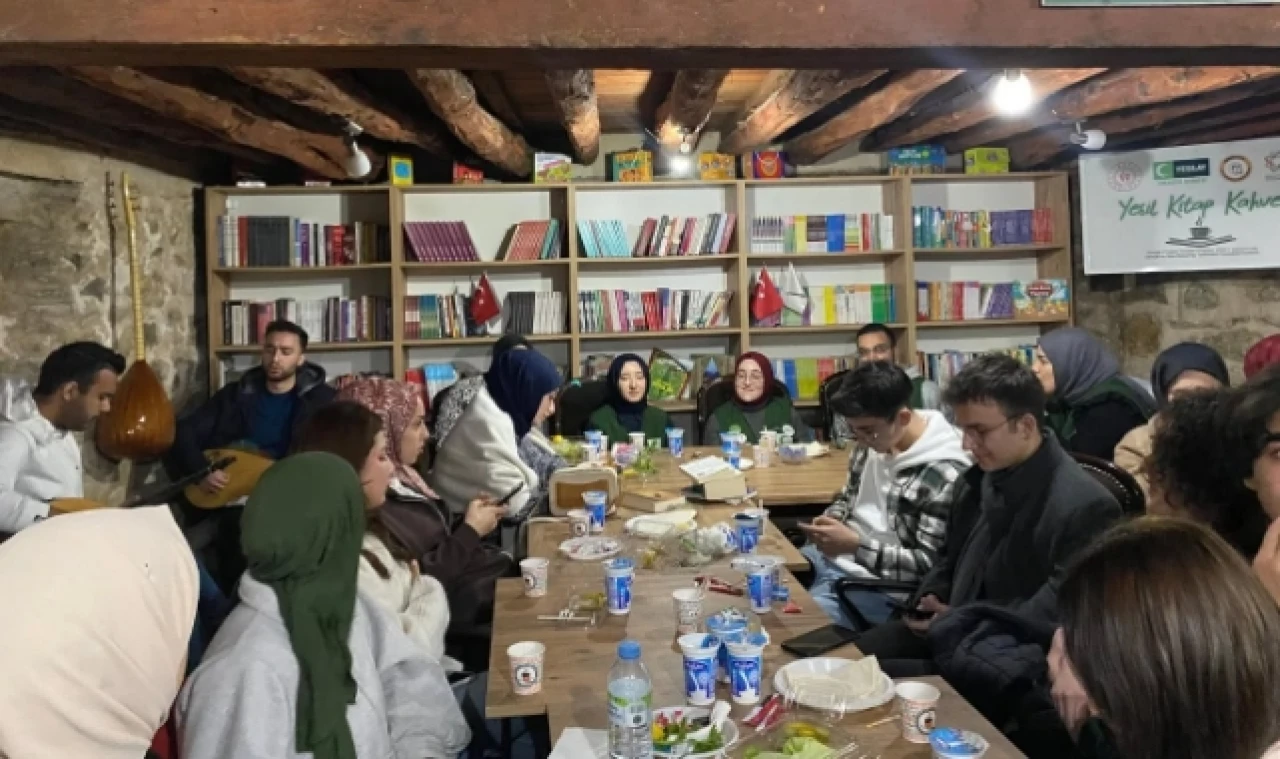 Yeşilay’da “Şiir Akşamları Programı”
