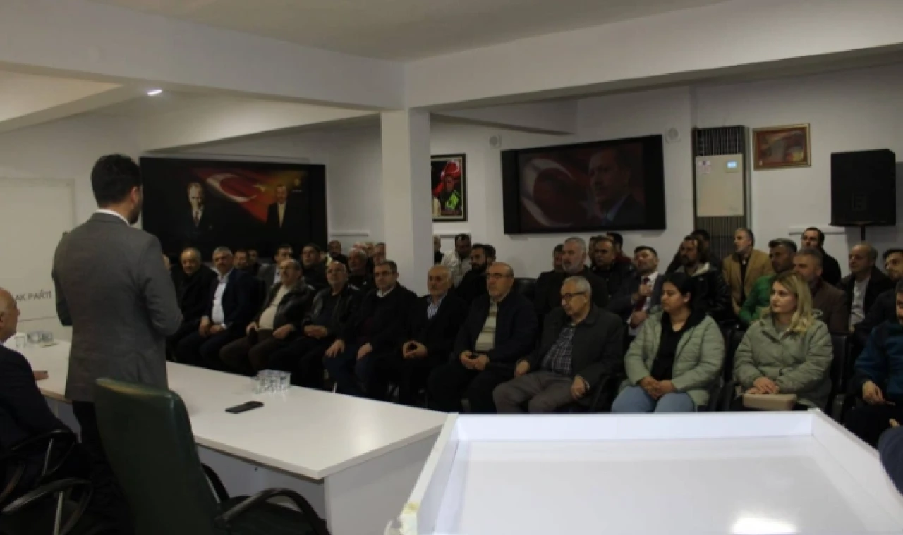 AK Parti İl Kongresi için bir araya geldi
