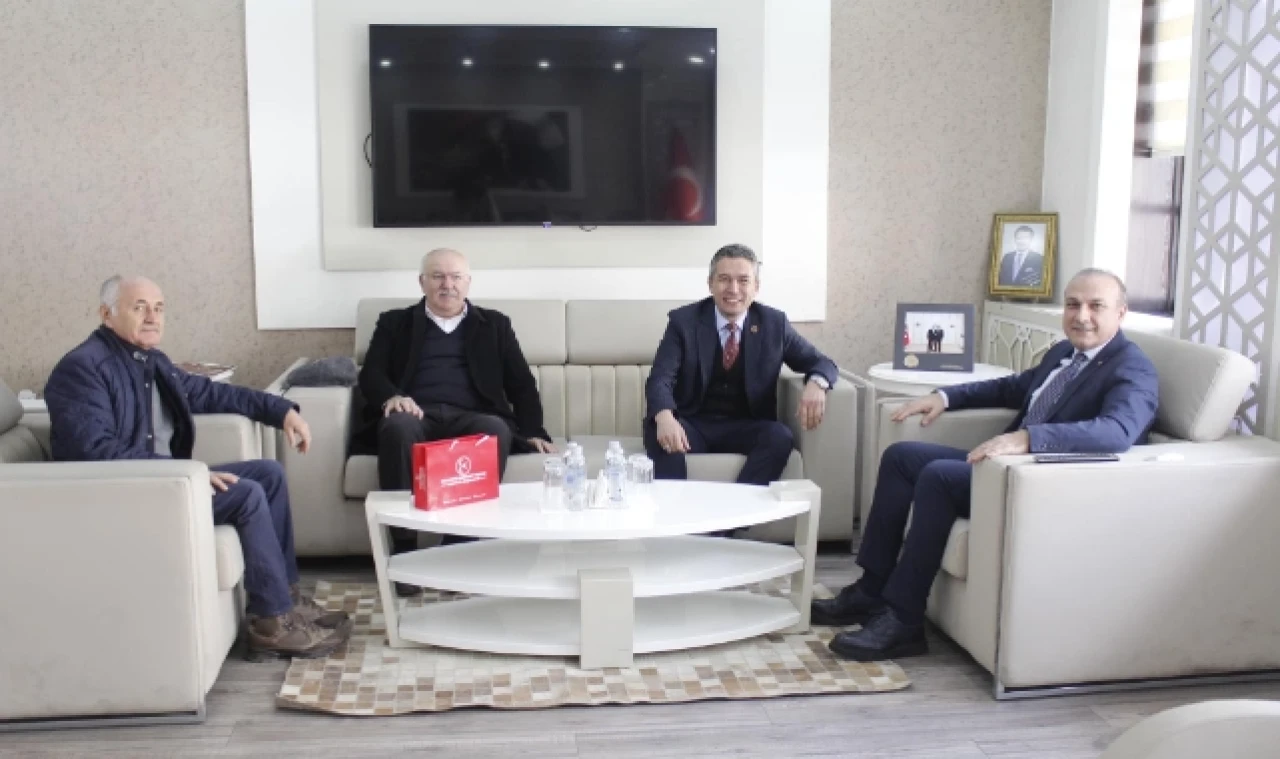 Başkan Akgül’den Başkan Kırlangıç’a Nezaket Ziyareti