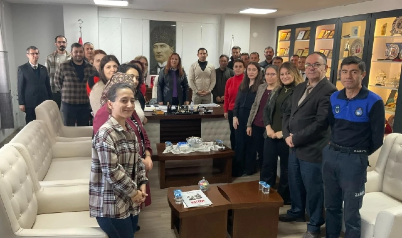 Başkan Özyol'a yılbaşı tebriki