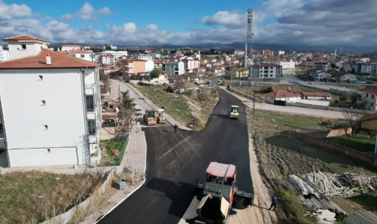 Belediye sıcak asfalt çalışmalarını tamamladı