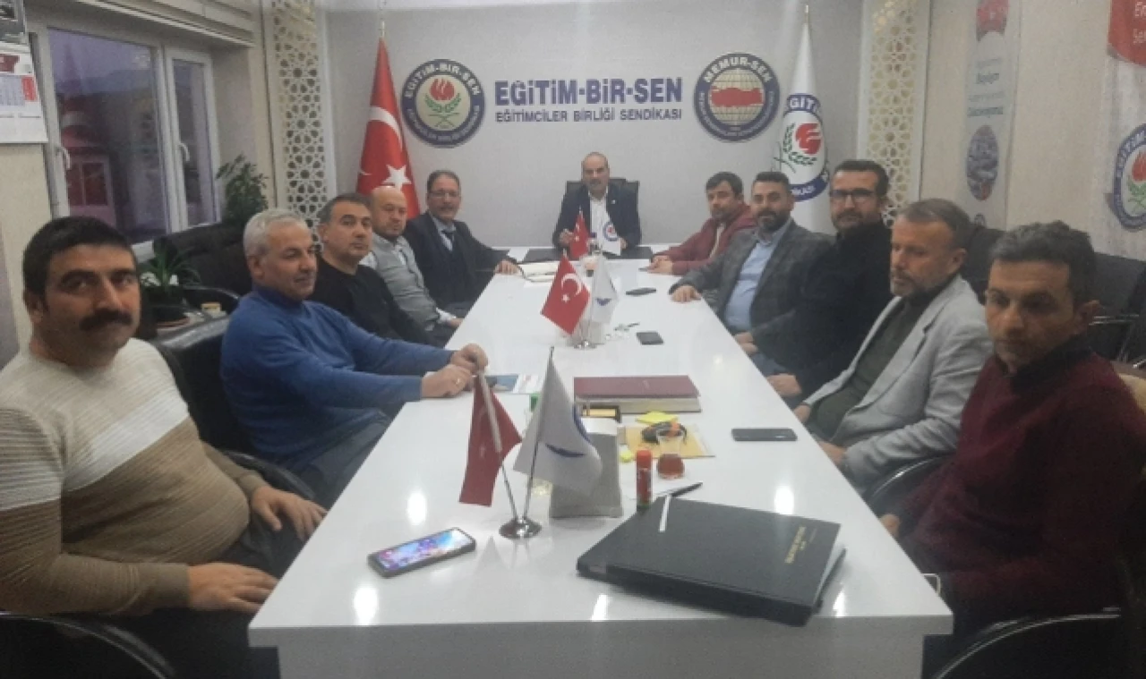 Eğitim Bir-Sen'den yönetim kurulu toplantısı