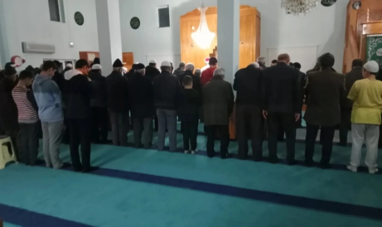 Erenler Camii'nde Gençlik Buluşması