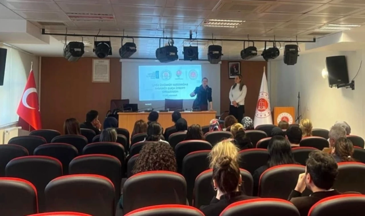 “Kanserde Erken Teşhisin Önemi” eğitimi verildi