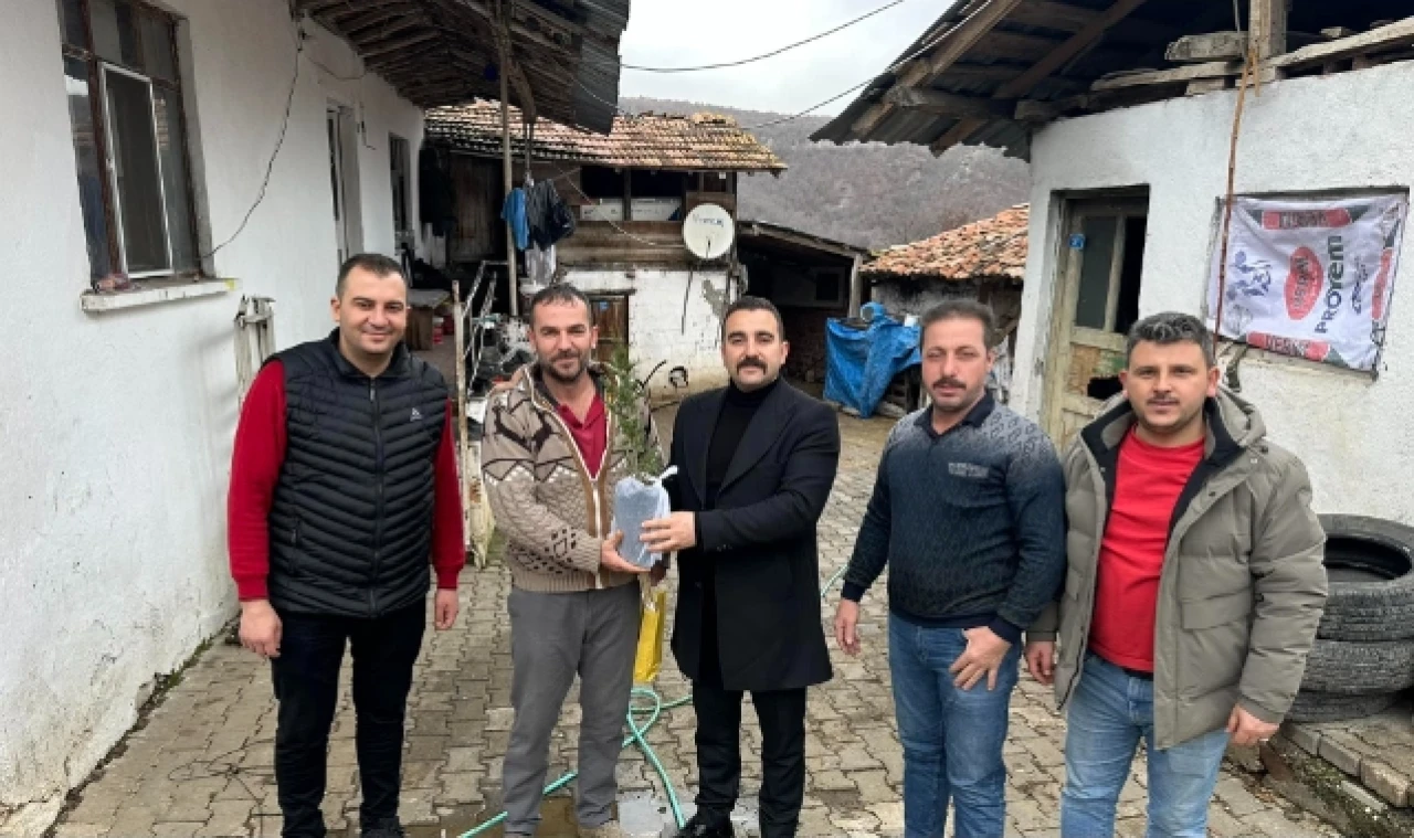 Osmanoğlu Köyü'nde fidanlar toprakla buluştu