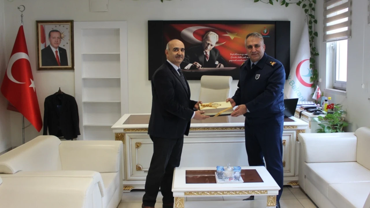 5. Ana Jet Üst Komutanı Serin'den Koç'a ziyaret