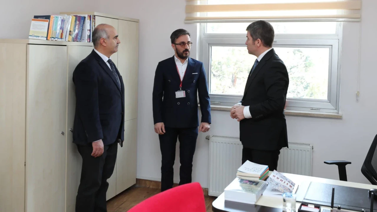 Vali Bakan'dan 6 Nolu Aile Sağlığı Merkezi’ne Ziyaret