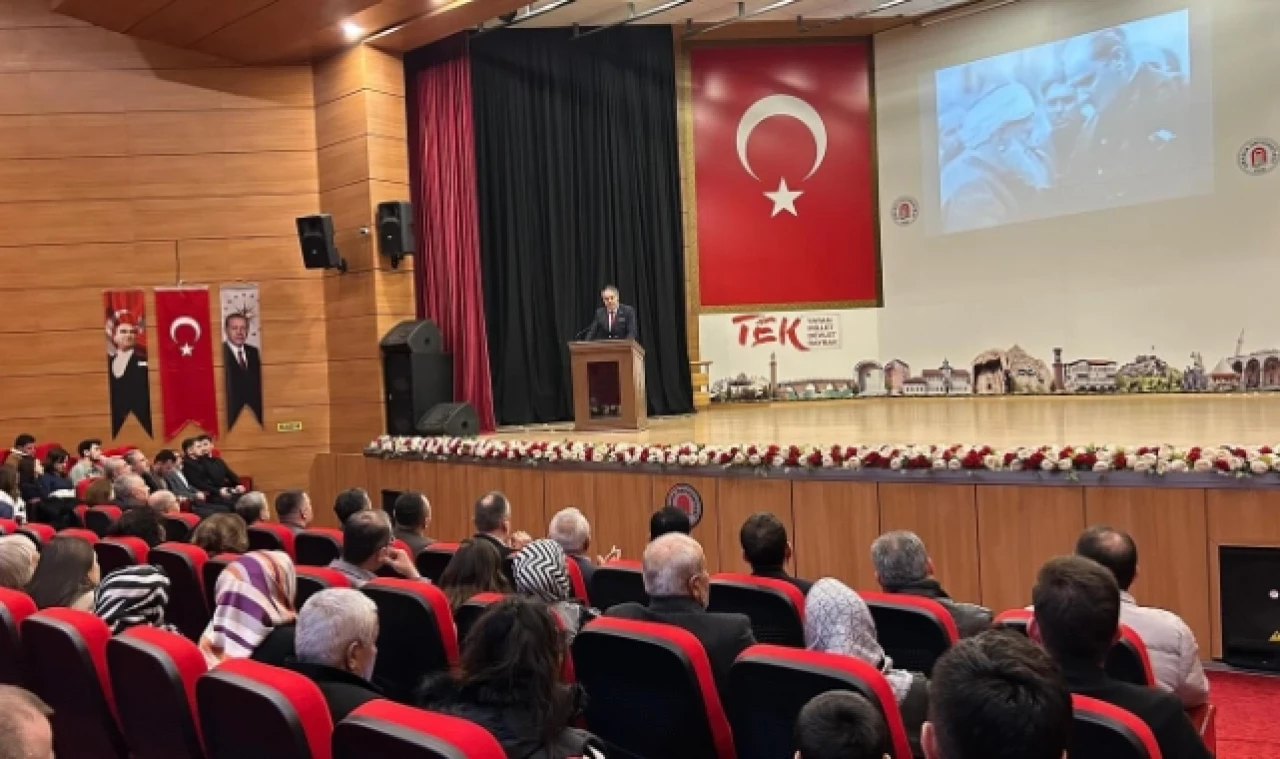 “Abdurrahman Kamil Efendi” konferansı gerçekleşti