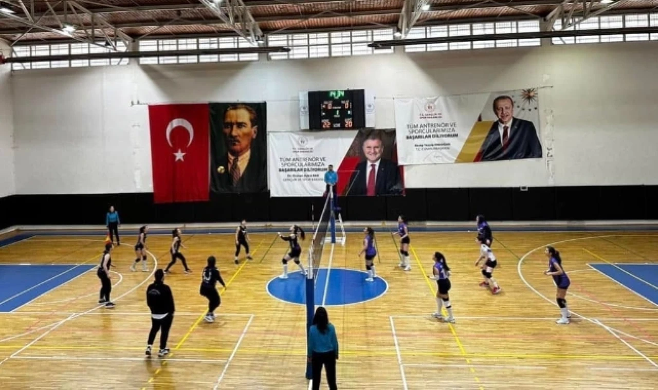 Amasya Barosu ve Rize Barosu karşılaşması gerçekleşti