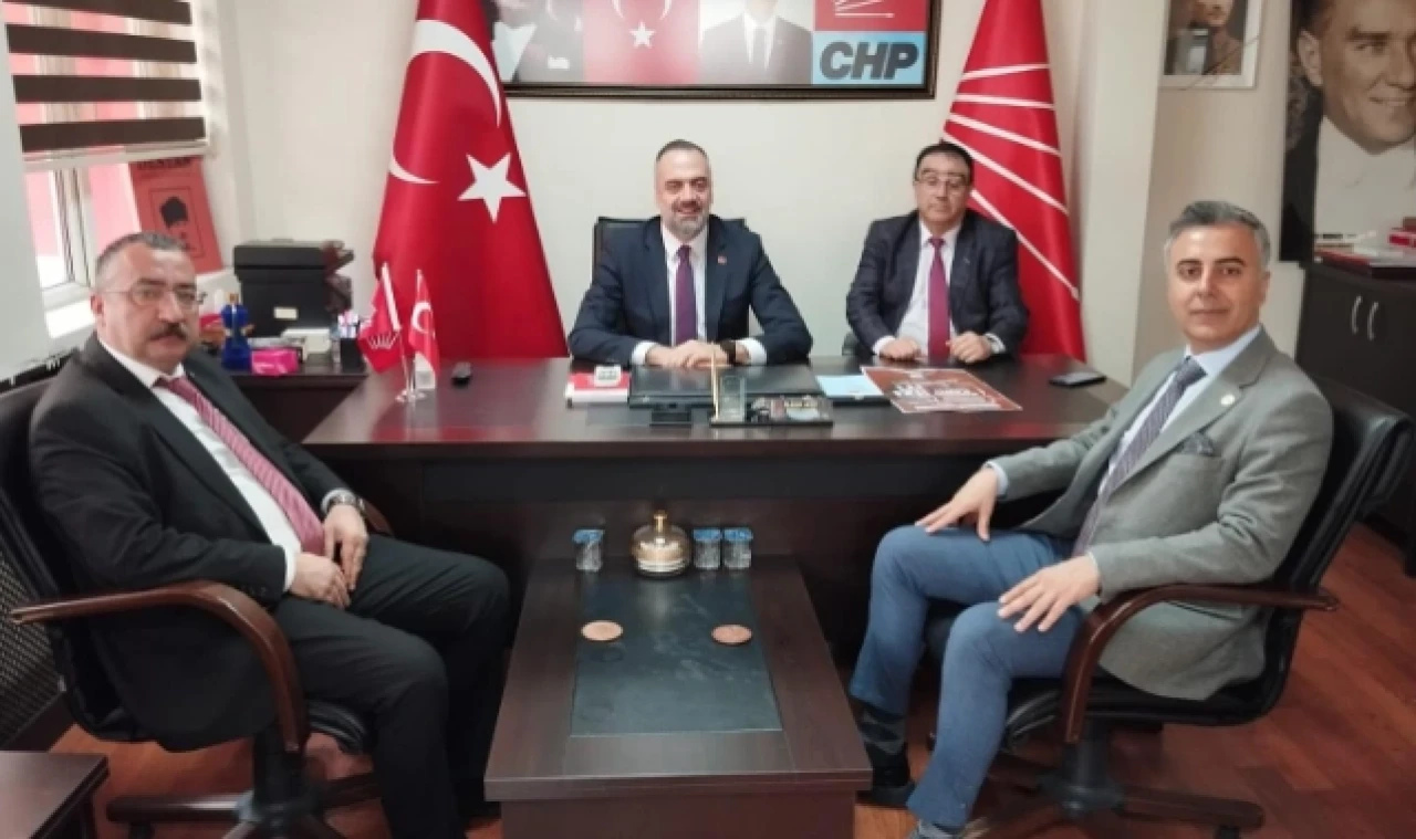 Başkan İlker Küp misafirlerini ağırladı