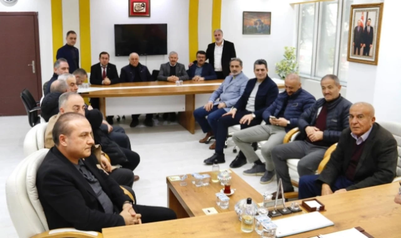 Kırlangıç, Altınörgü'yü Ziyaret Etti