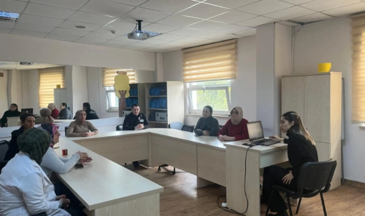 Çocukluk çağı ruh sağlığı bozuklukları hizmet içi eğitim verildi