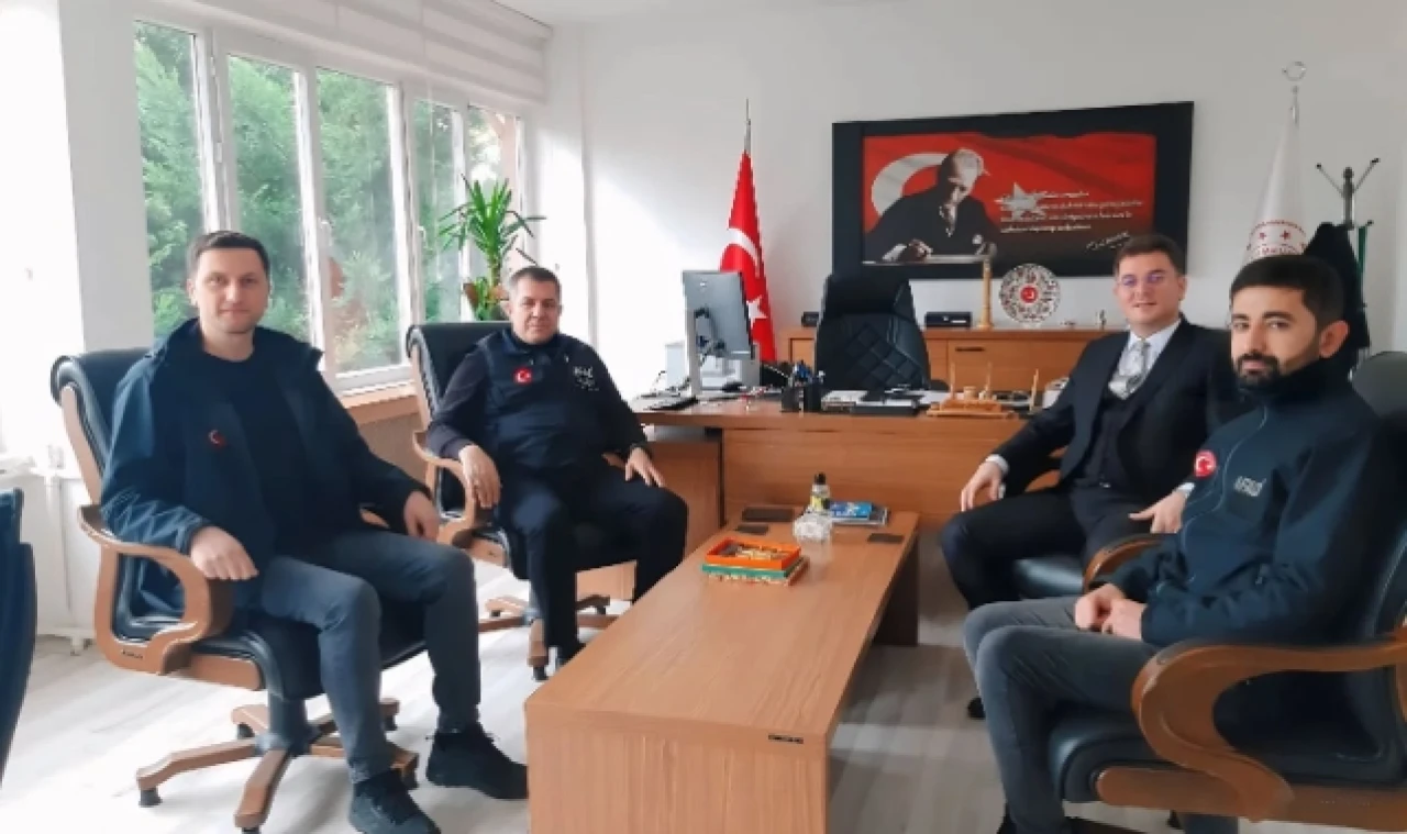 Sarıçiçek'ten Özbakır’a Hayırlı Olsun Ziyareti